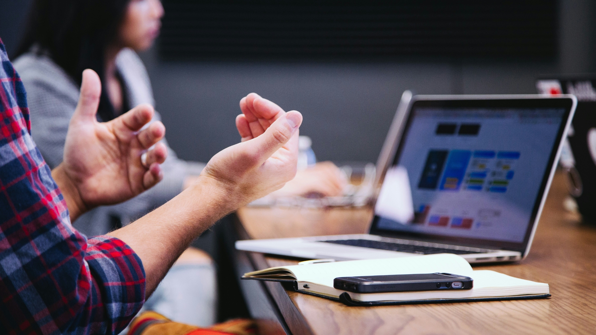 Recruter des programmeurs en Tunisie : Avec CCSAV, vous recrutez des programmeurs à temps plein, dédiés exclusivement à votre entreprise.