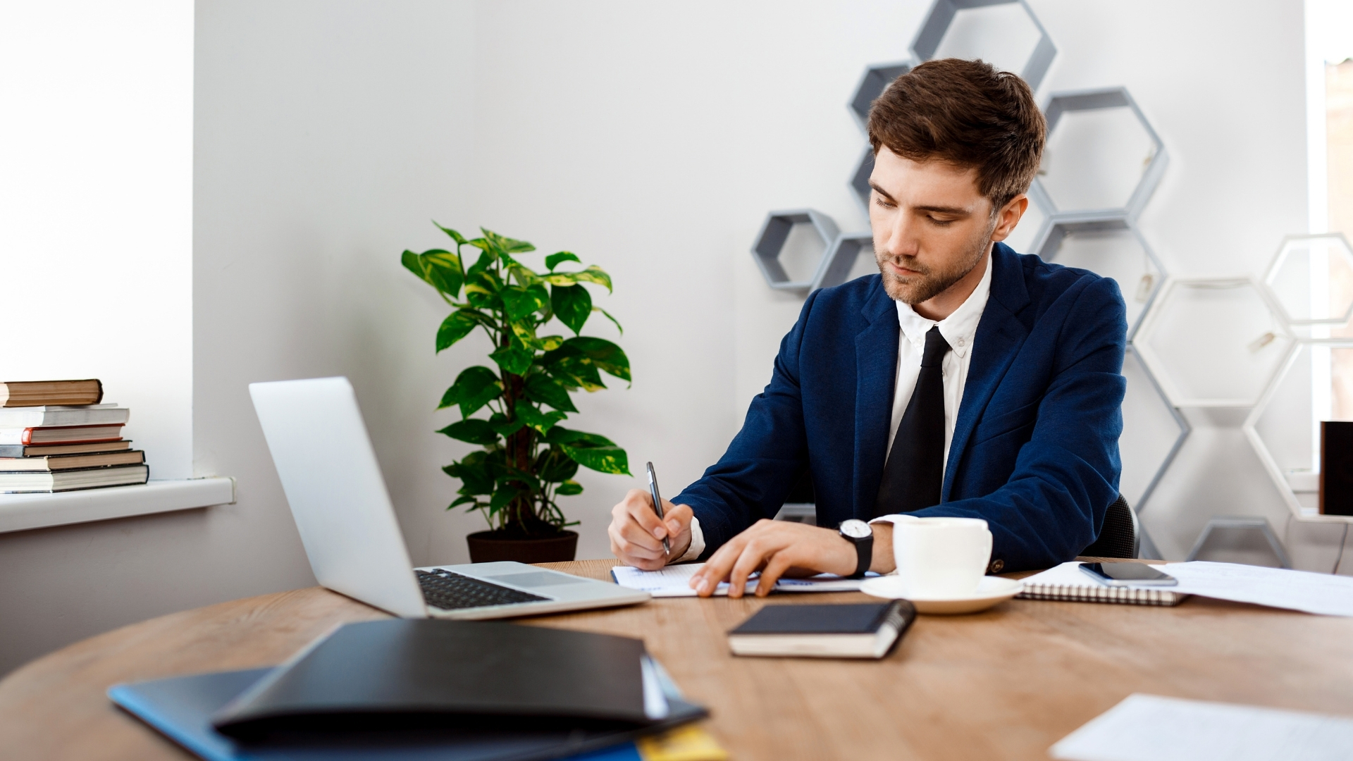 Externalisation comptabilité Tunisie : Externalisez votre comptabilité et finance. Solution clé en main pour les entreprises françaises.